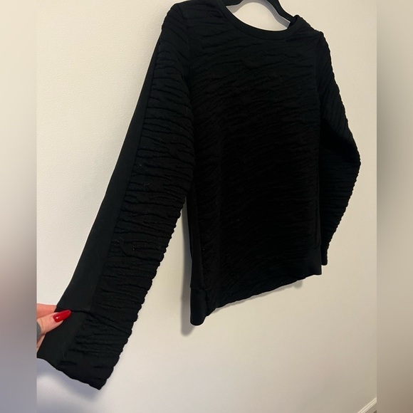 French Connection Black Crew Neck Long Sleeve Textured Sweater Blouse Small - Picture 2 of 4